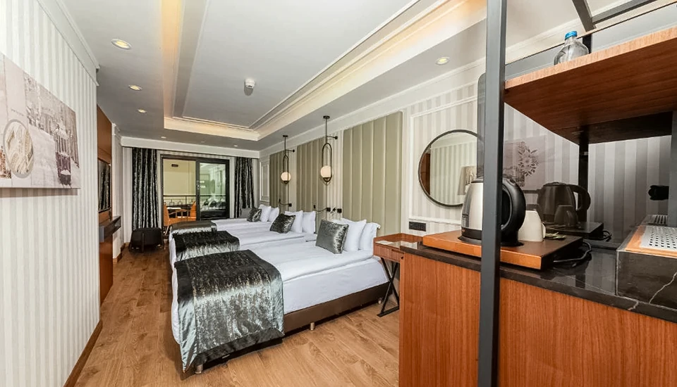 هتل موکارناس پرا استانبول